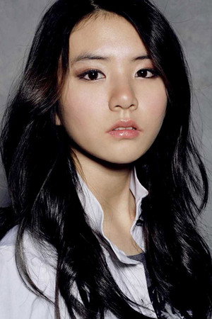 Yeo Min-joo portrait