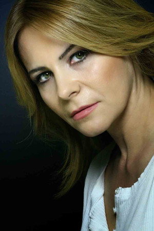 Melda Arat portrait