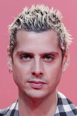 Eduardo Casanova portrait