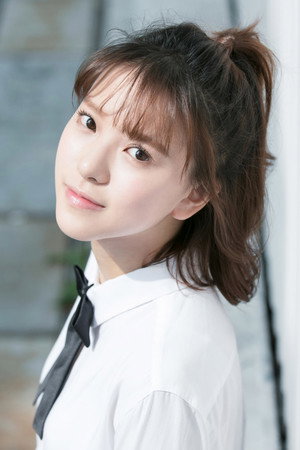 Chloe Xiang portrait