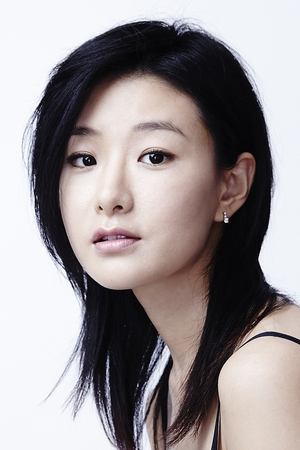 Hyunri portrait