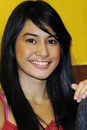 Raihaanun portrait