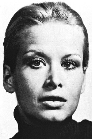 Sylvia Manas portrait