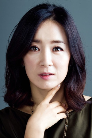 Yun Yoo-sun portrait