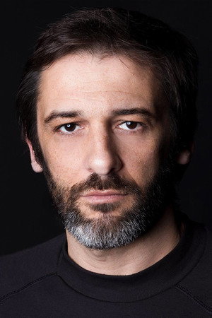 Emanuel Arada portrait