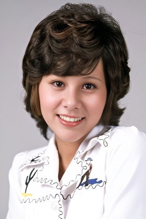 Mari Amachi portrait
