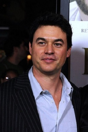 Steven Roy portrait