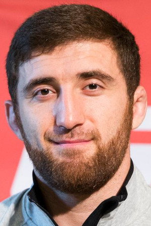 Ruslan Magomedov portrait