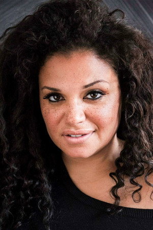 Michelle Buteau portrait