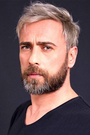 Bülent Çetinaslan portrait