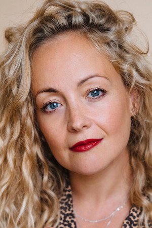 Victoria Elliott portrait