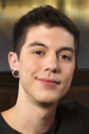 Scott Emerald portrait