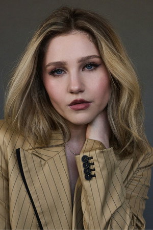 Ella Anderson portrait