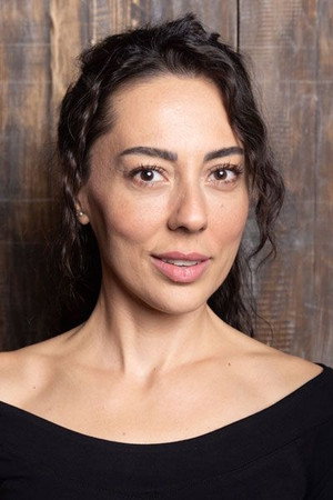 Şirin Kılavuz portrait