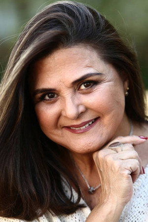 Elizângela portrait