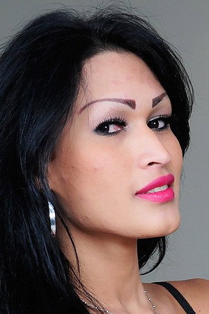 Renata Tavares portrait