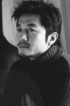 Li Yapeng portrait