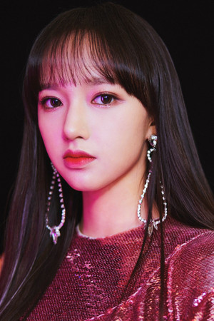Cheng Xiao portrait