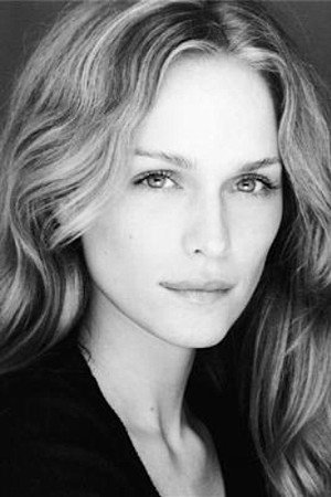Cassandra Bell portrait