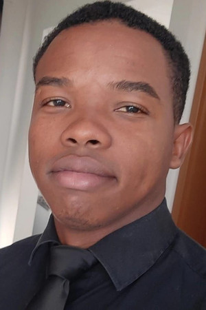 Douglas Eduardo Dw portrait
