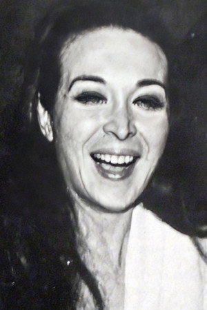 Mabel Manzotti portrait
