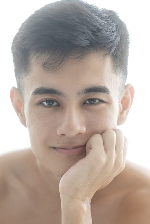 Leonaordo portrait