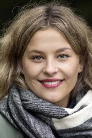 Roberta Reichhardt portrait