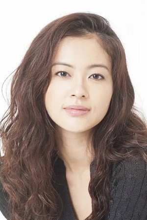 Tomoka Kurotani portrait
