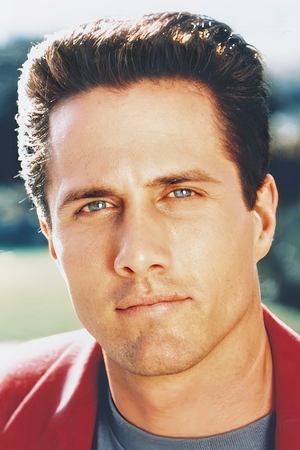 Rob Estes portrait