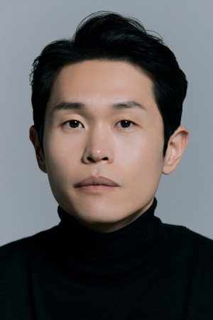 Kang Gil-woo portrait