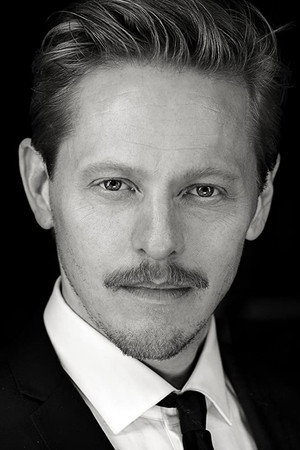 Thure Lindhardt portrait