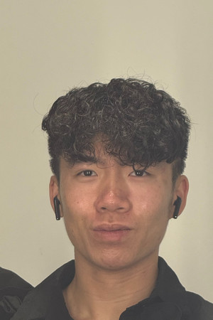 Minh Ngô portrait