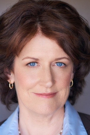 Mari Weiss portrait