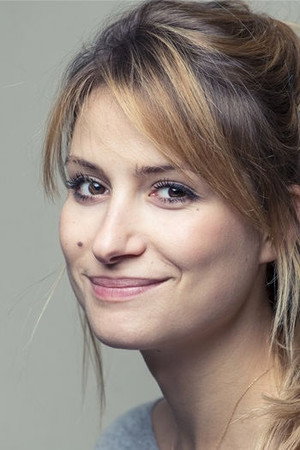 Julie Cavanna portrait