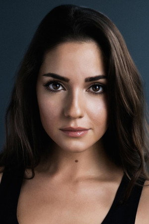 Paniz Zade portrait