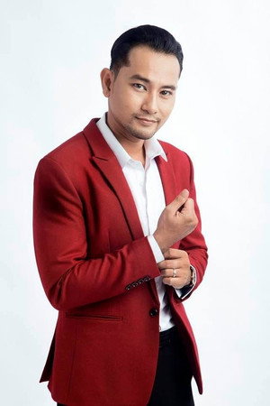 Huỳnh Đông portrait