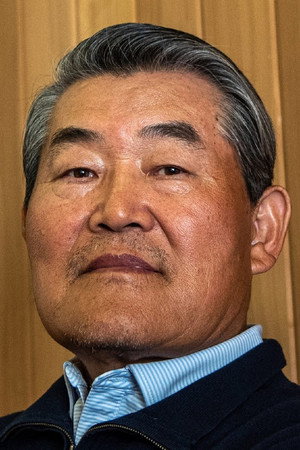 Kim Yong-man portrait