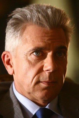 Daniel Martin portrait