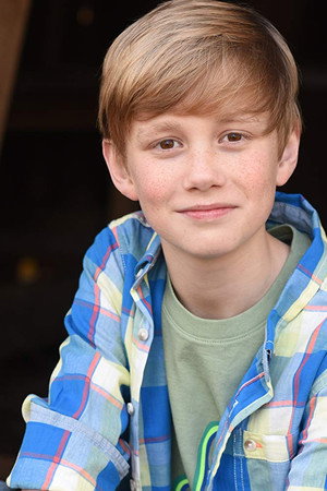 Macsen Lintz portrait