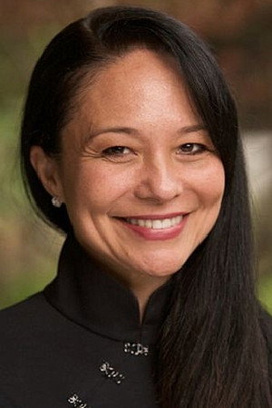 Elizabeth Lindsey portrait