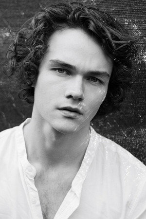 Levi Miller portrait