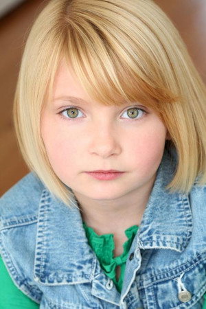 Taylor Schwencke portrait