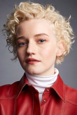 Julia Garner portrait