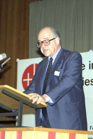 Hans Graf Huyn portrait