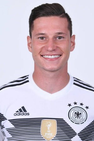 Julian Draxler portrait