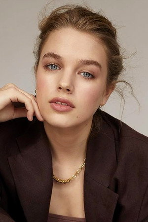 Teagan Croft portrait