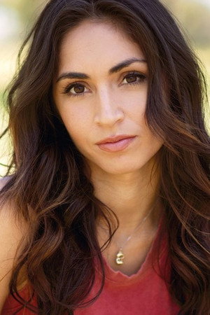Nihan Gur portrait