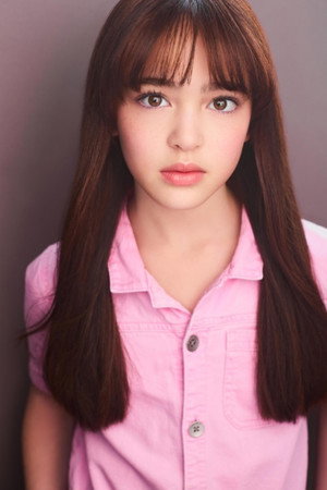 Scarlett Sher portrait
