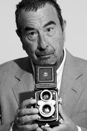 José Luis Garci portrait