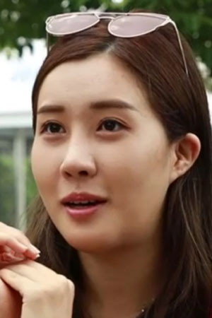 Do Hee portrait
